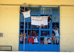 migrants detained in Pagani, August 2009